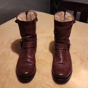 Frye Veronia boots